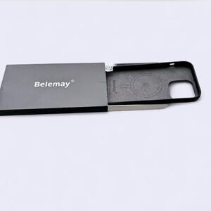 Belemay iPhone 14 max Case NWT
